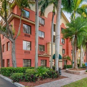 Best Western Plus Palm Beach Gardens Hotel & Suites And Conference Ct